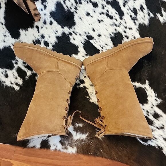 BEARPAW Women's Phylly Tall 11" Shearling Boots Wool Inside Corset Backs  - Picture 5 of 7